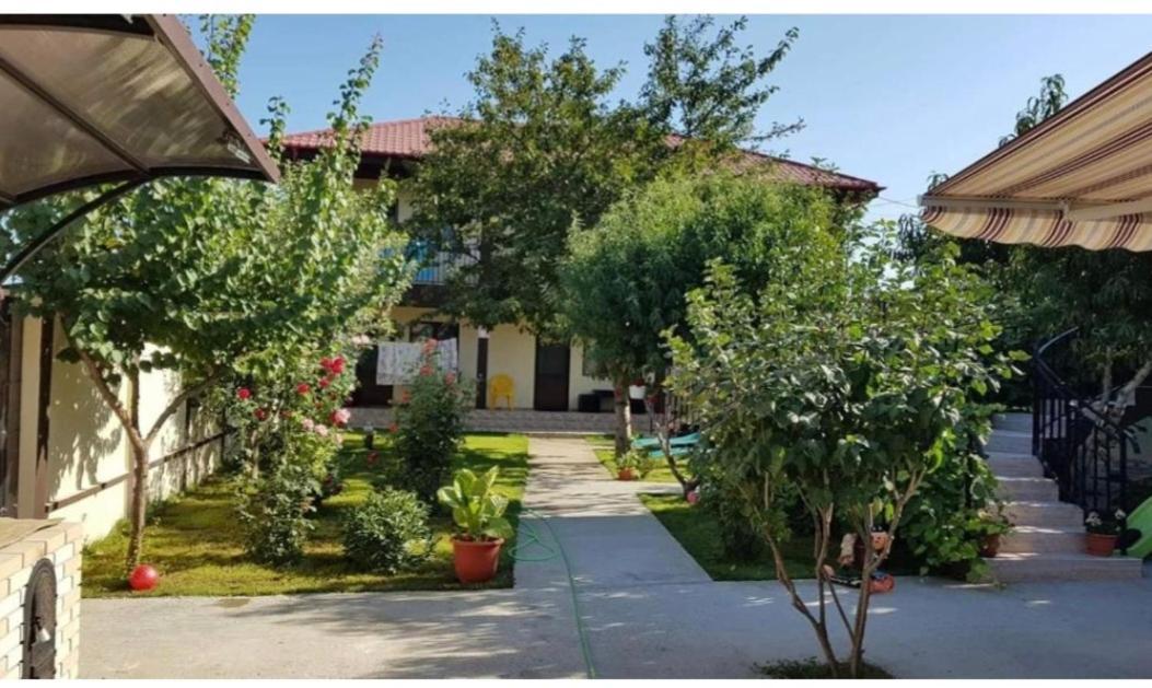 La Babusca Două Mai Exterior foto