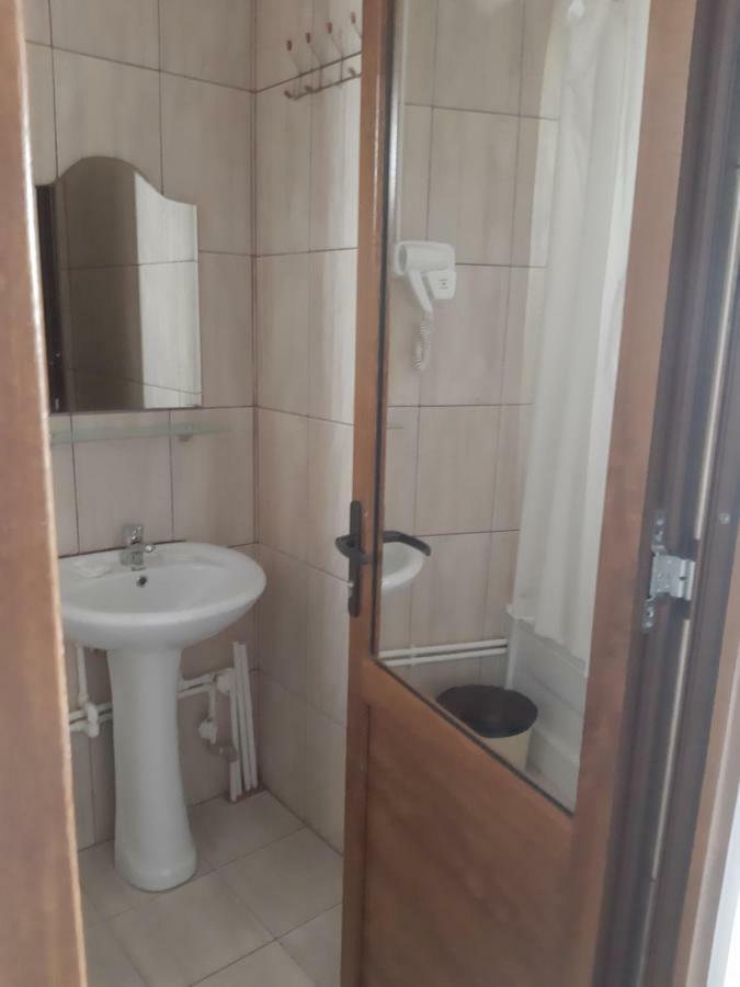 La Babusca Două Mai Exterior foto