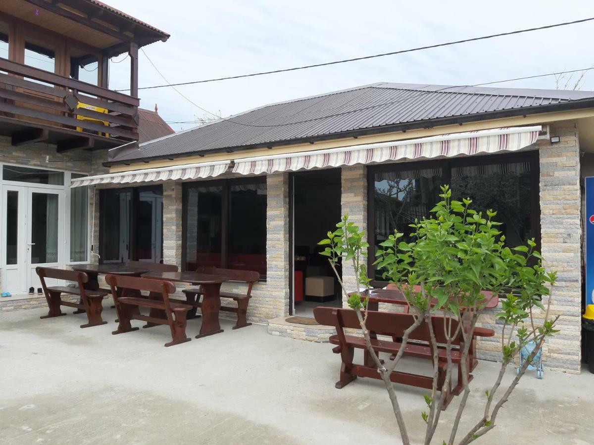 La Babusca Două Mai Exterior foto