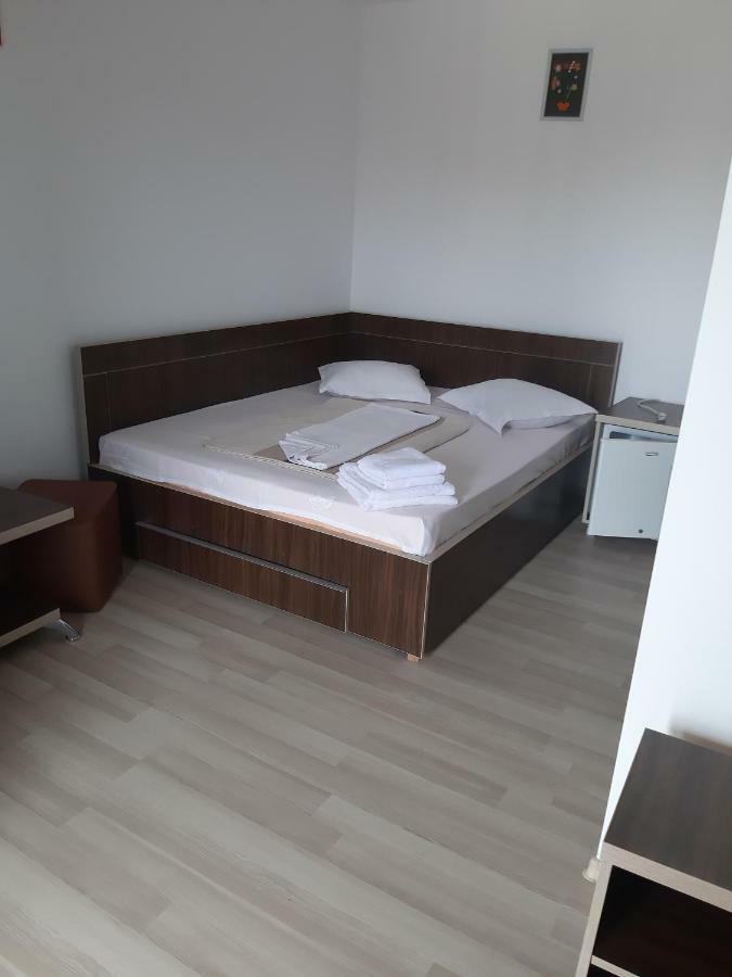 La Babusca Două Mai Exterior foto